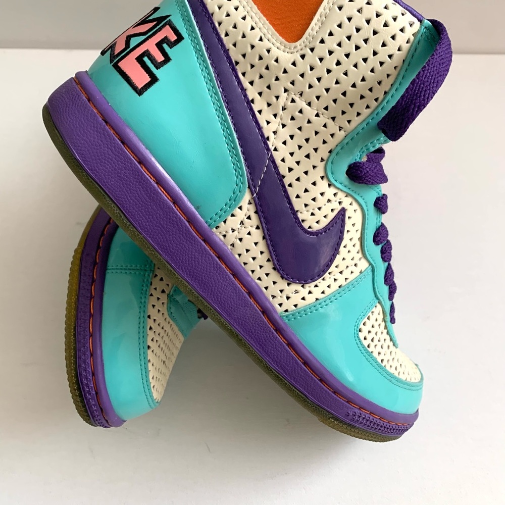 Nike Premium QS